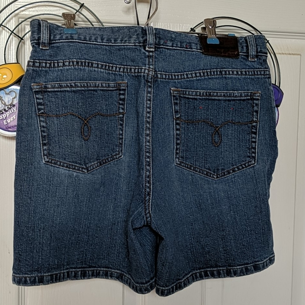 Shorts - Picture 2 of 2